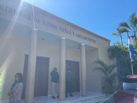 Ramón Tolentino acude a tribunal tras presuntas amenazas de menor de 13 años Ramón Tolentino acude a tribunal tras presuntas amenazas de menor de 13 años