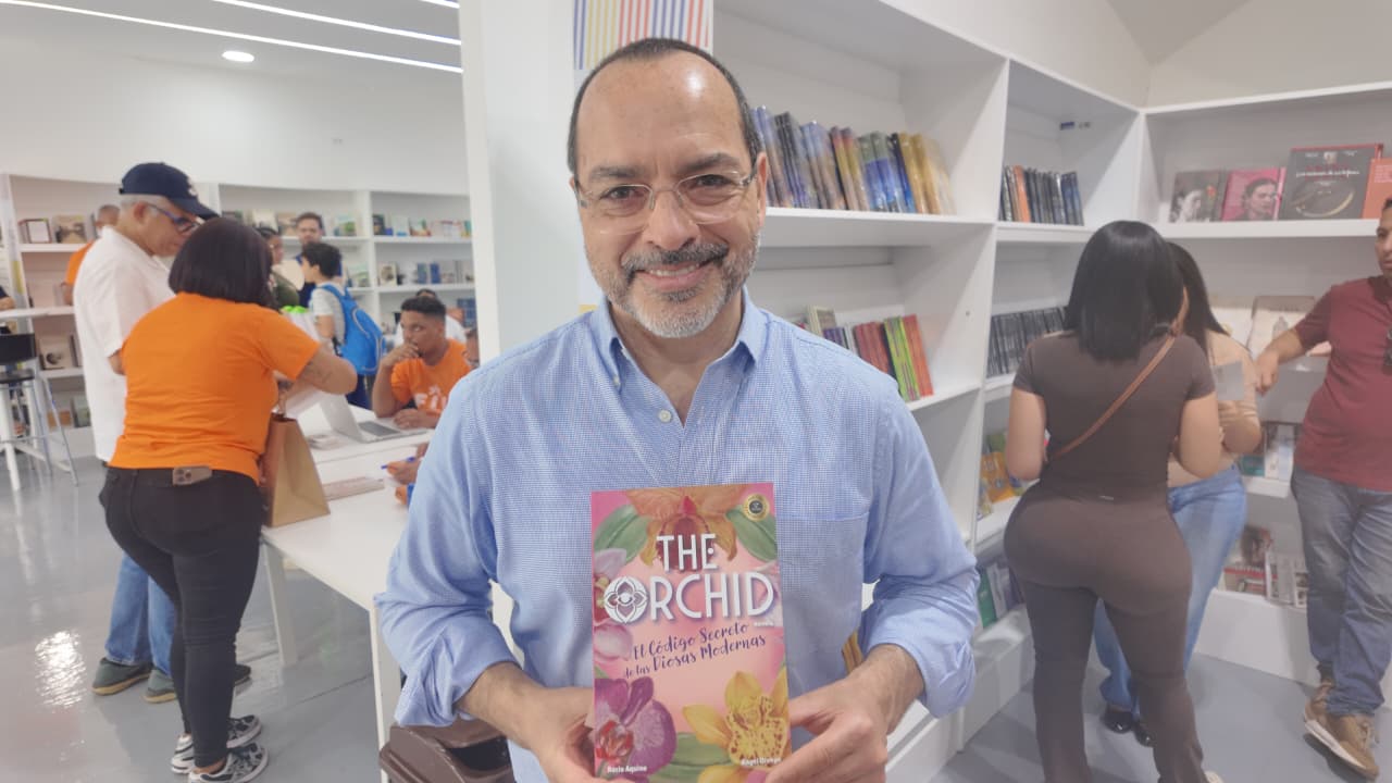 Visitantes y expositores valoran organización y acogida de la Feria del Libro