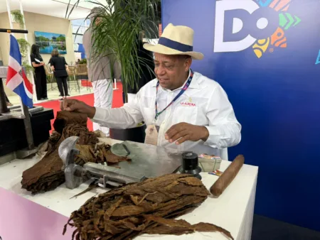 Tabaco, artesanía y merengue de RD dicen presente en FIT 2026