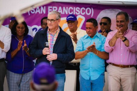 Gonzalo Castillo recorre provincia Duarte y promete impulsar su producción agropecuaria Gonzalo Castillo recorre provincia Duarte y promete impulsar su producción agropecuaria