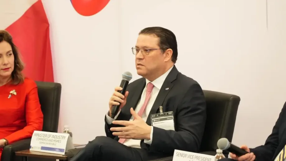 Yayo Sanz Lovatón destaca ante la OEA el potencial de la IA para las Mipymes