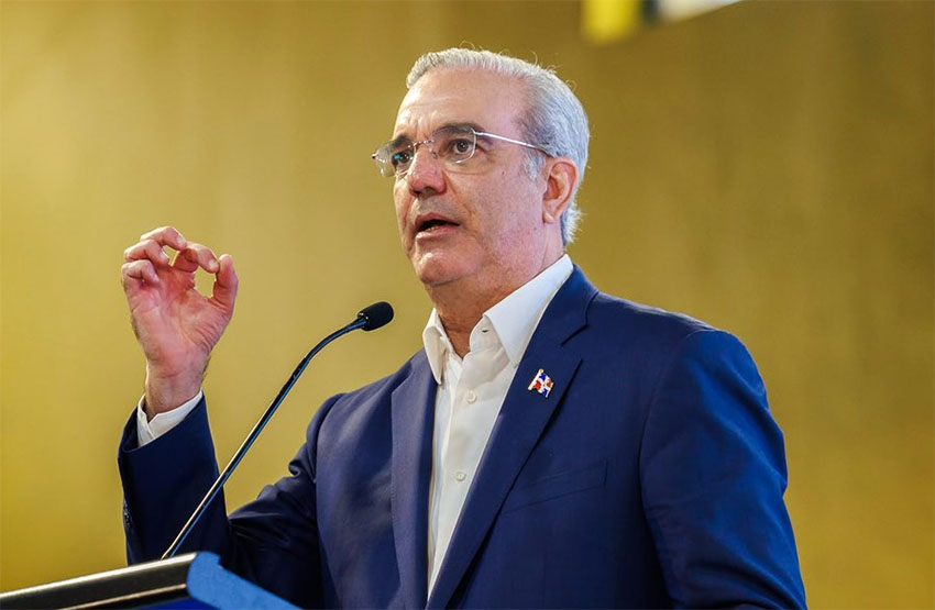 Abinader asume la presidencia del PRM con un mensaje contundente: primero el país, después el partido