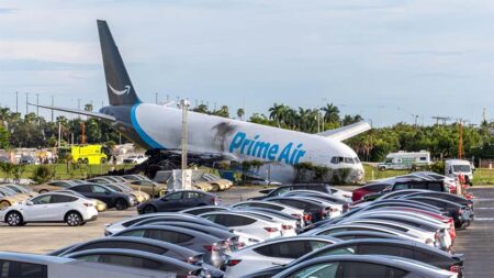 Cinco muertos tras estrellarse un avión de Amazon cerca del aeropuerto de Miami