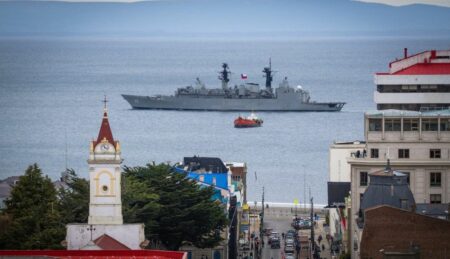 Senado de Chile refuerza defensa del estrecho de Magallanes tras polémica con Argentina Senado de Chile refuerza defensa del estrecho de Magallanes tras polémica con Argentina