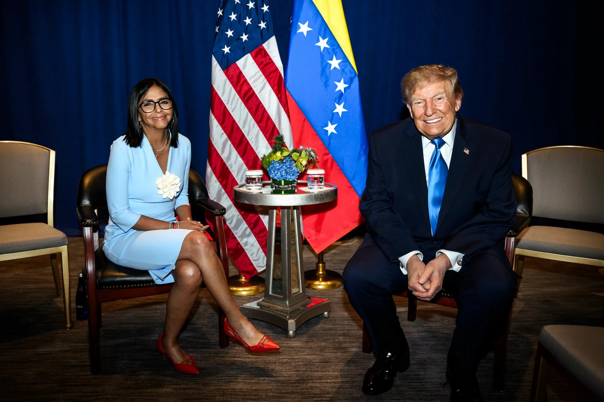 Trump y Delcy Rodríguez sellan su alianza con un encuentro inédito en Nueva York