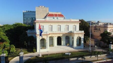 Cuba ve "sorprendente" la declaración de Costa Rica sobre una ruptura de relaciones Cuba ve "sorprendente" la declaración de Costa Rica sobre una ruptura de relaciones