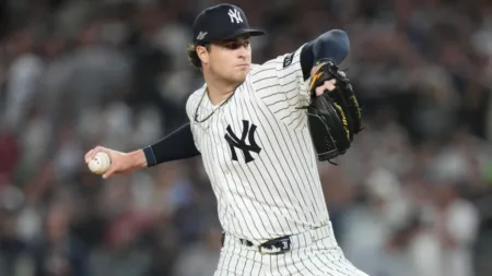 Schlittler y Rice atormentan a Boston en triunfo Yankees 9-0
