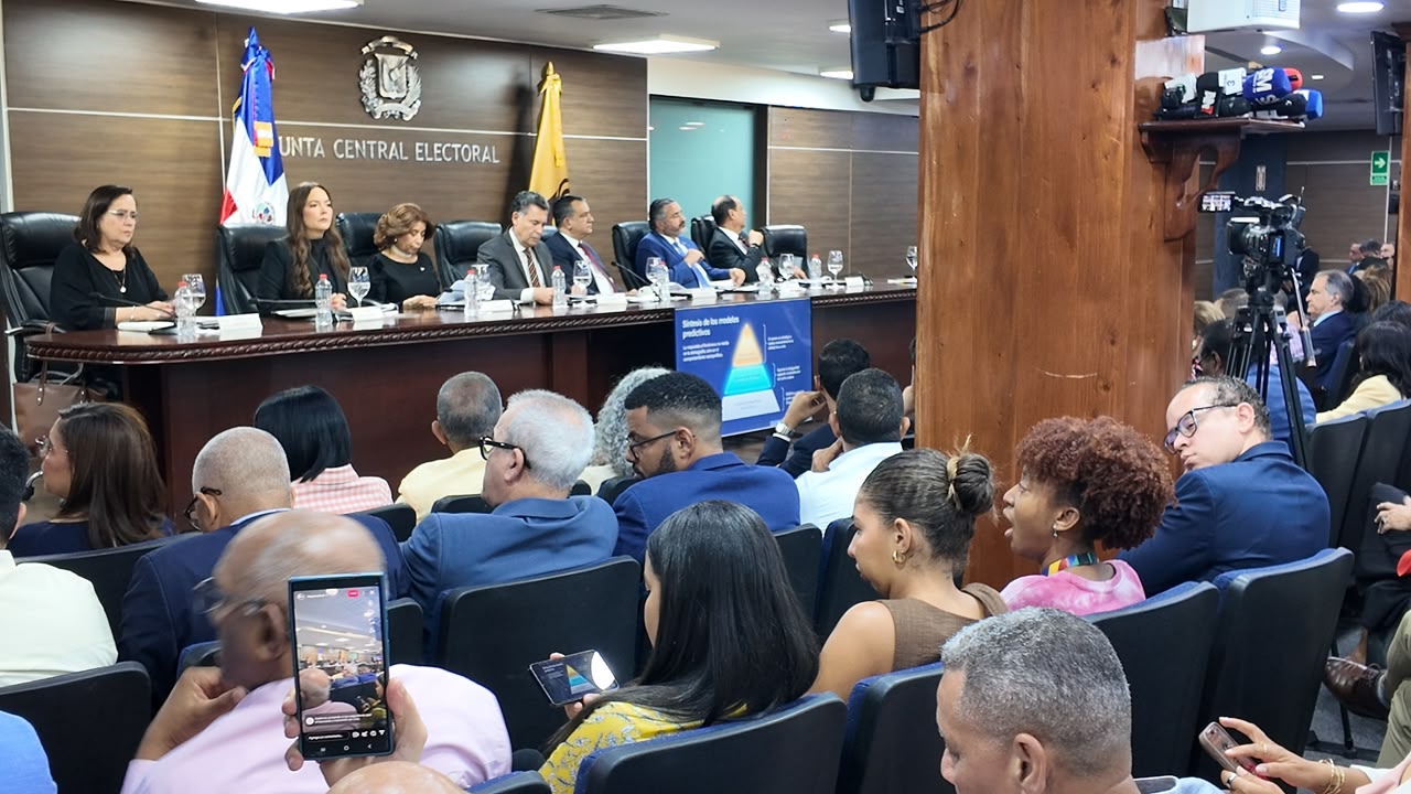El 81 % de los dominicanos en el exterior no votó en elecciones 2024, según estudio
