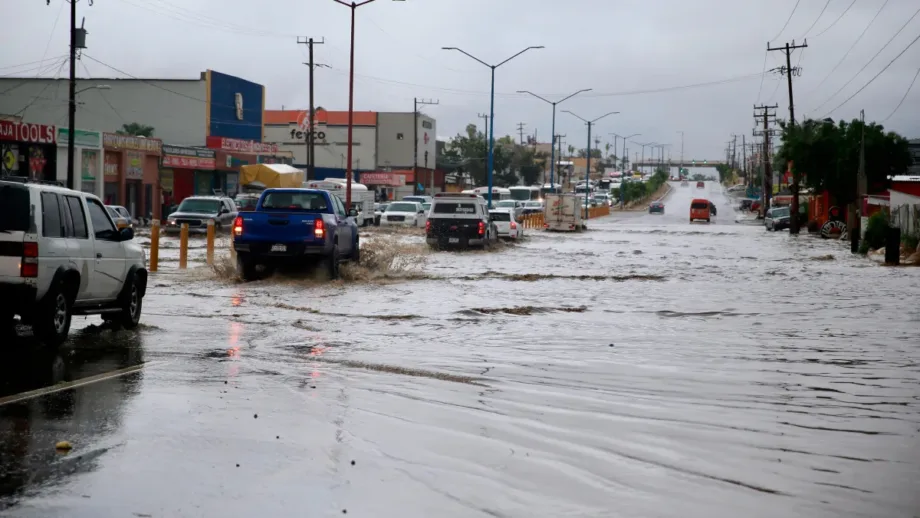 Tormenta tropical Polo causa inundaciones y cientos de damnificados en noroeste de México