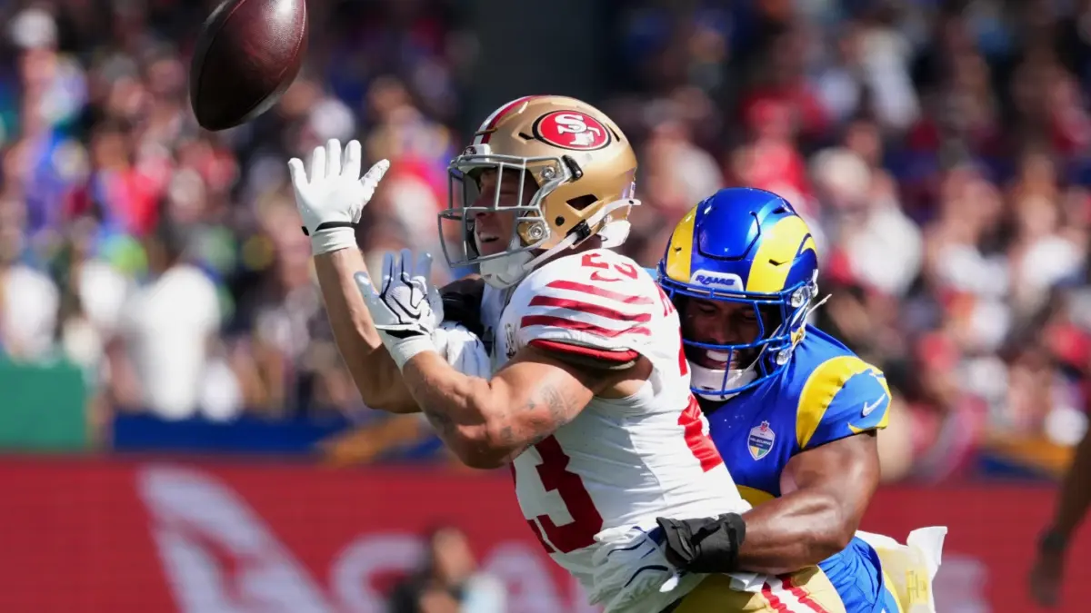 Los 49ers aplastan a los Rams 27-7 en el primer partido de la NFL