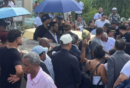 Sepultan a Zenaida, esposa de Julián Oro Duro, en medio de una triste y conmovedora despedida