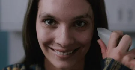 Paramount prepara Smile 3 y el director de Hellraiser estará al frente