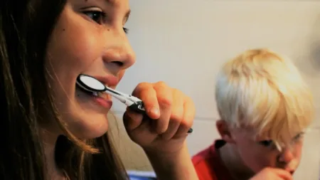 Waterpik o cepillo dental: ¿cuál es mejor para la higiene bucal?