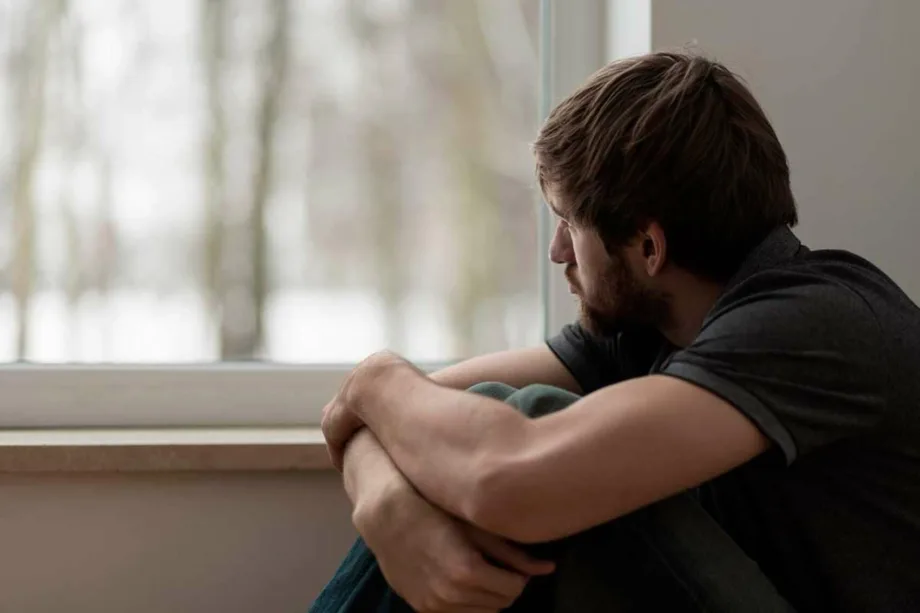 La salud mental de los españoles, bajo presión: qué revela el informe del INE