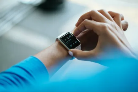 Relojes inteligentes y glucosa sin pinchazos: qué avances existen