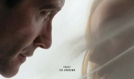 Jake Gyllenhaal y Phoebe Dynevor protagonizan el romance de M. Night Shyamalan