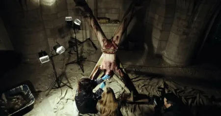 El tráiler de El exorcista: mártires farmea aura y promete terror incómodo puro