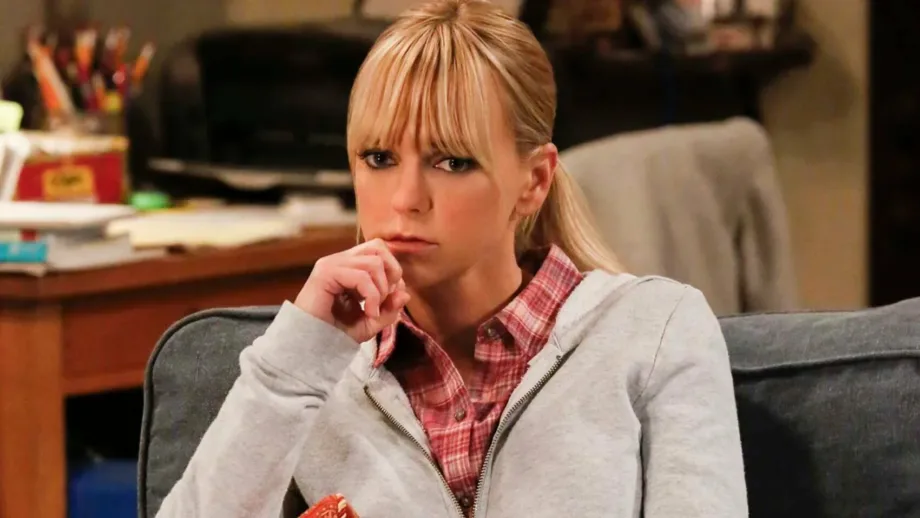 Anna Faris responde a Chuck Lorre tras sus críticas por abandonar Mom