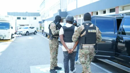 DNCD captura a “Big Leaguer”, prófugo por decomiso de más de 300 kilos de cocaína en Caucedo DNCD captura a “Big Leaguer”, prófugo por decomiso de más de 300 kilos de cocaína en Caucedo