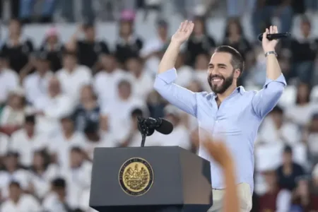 El Salvador inicia campaña electoral sin candidatos inscritos; Bukele busca tercer mandato