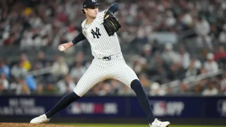 Los Yankees confían en Cam Schlittler para igualar la serie contra los Rays