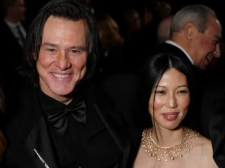Jim Carrey se casa en secreto con Min Ah, siete meses después de su debut como pareja