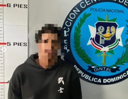 Dos detenidos: ocupan armas, drogas y contrabando en operativos en Independencia y Valverde