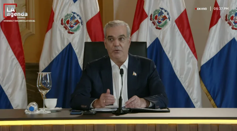 Abinader destaca avances en viviendas y asegura que supera en 15 % la meta prometida
