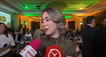 Ministerio de la Mujer refuerza acciones contra feminicidios y llevará Ley Mirabal al Congreso Ministerio de la Mujer refuerza acciones contra feminicidios y llevará Ley Mirabal al Congreso