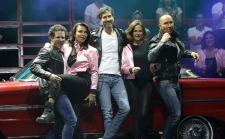 Integrantes originales de Timbiriche se deslindan de la serie sobre su historia: “No autorizamos el uso de nuestra imagen, voz o identidad”
