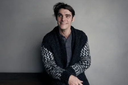 Murió RJ Mitte, el actor que interpretó al hijo de Walter