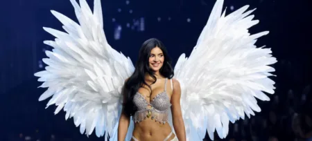 Kylie Jenner debutó en el desfile de Victoria’s Secret con un Fantasy Bra de 50 millones de dólares, el más caro de la historia