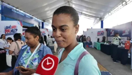 Jóvenes ven en "¿Qué hay pa’ mí?" una oportunidad para conseguir empleo y ganar experiencia