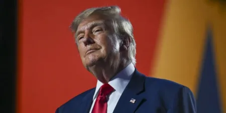 Trump hace campaña en Texas mientras su candidato lo culpa por los malos sondeos Trump hace campaña en Texas mientras su candidato lo culpa por los malos sondeos