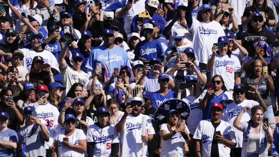 Dodgers inician playoffs como favoritos para la Serie Mundial