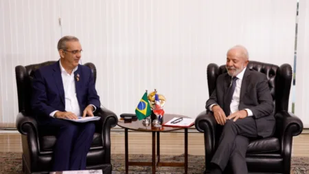 Abinader felicita a Lula por su victoria en la segunda vuelta electoral frente a Bolsonaro