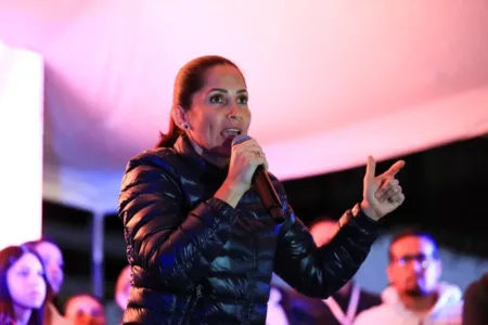 La Fiscalía de Ecuador pide prisión preventiva para la excandidata correísta Luisa González