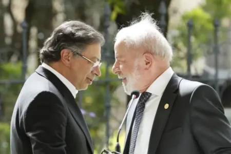Líderes latinoamericanos felicitan a Lula tras su reelección en Brasil