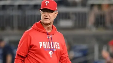 ¡Oficial! Phillies se queda con Don Mattingly como mánager por dos años