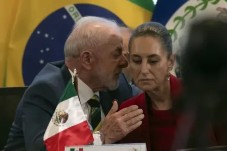 Sheinbaum y Lula acuerdan reunirse tras reelección del presidente brasileño
