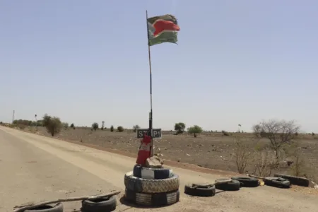 Muere el conductor de un camión de la ONU en un ataque atribuido a paramilitares en Sudán Muere el conductor de un camión de la ONU en un ataque atribuido a paramilitares en Sudán