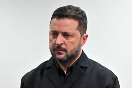 Zelenski considera que sería un "error histórico" si EE.UU. se pone del lado de Rusia