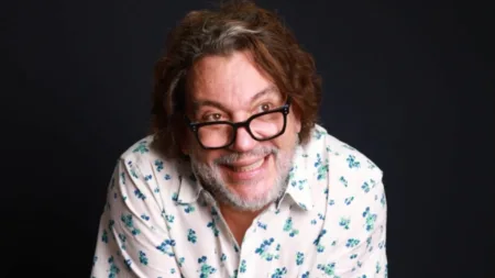 Asaltan a humorista Kenny Grullón en su residencia