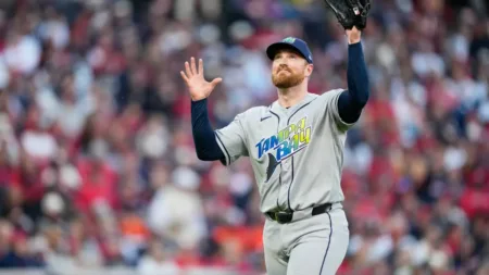 ¡A ley de uno! Drew Rasmussen coloca a Tampa en la puerta de la Serie Mundial