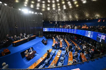 Brasil aprueba reducir la jornada laboral a 40 horas