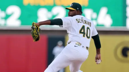 ¿Negocio o traición? El dilema de US$22 millones con el que Luis Severino asfixia a los Atléticos