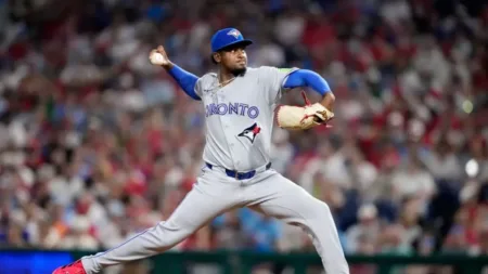 José Soriano a las puertas del oro: Una temporada defensiva perfecta en MLB