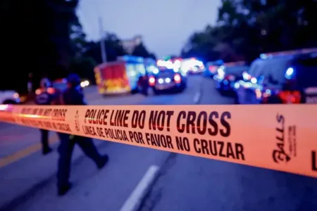 Al menos 2 muertos y 35 heridos en un tiroteo en una fiesta en el estado de Georgia (EE.UU.) Al menos 2 muertos y 35 heridos en un tiroteo en una fiesta en el estado de Georgia (EE.UU.)