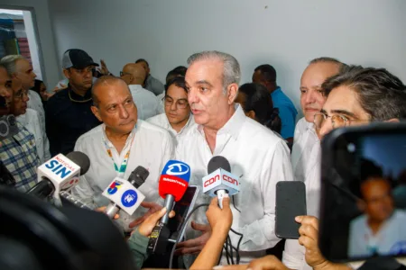 Abinader destaca éxito de Expo Cibao como plataforma para impulsar los negocios en el Cibao Abinader destaca éxito de Expo Cibao como plataforma para impulsar los negocios en el Cibao