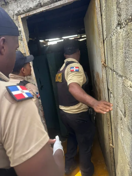 DNCD ocupa más de 6,471 gramos de presuntas drogas en operativos en el Distrito Nacional DNCD ocupa más de 6,471 gramos de presuntas drogas en operativos en el Distrito Nacional